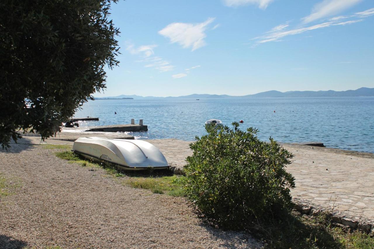 Family Friendly Seaside Apartments Kozino, Zadar - 5749 Petrčane Dış mekan fotoğraf