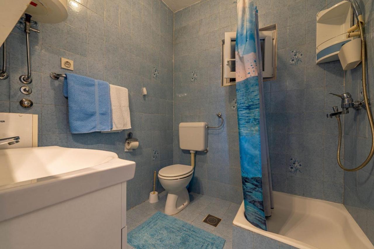 Family Friendly Seaside Apartments Kozino, Zadar - 5749 Petrčane Dış mekan fotoğraf